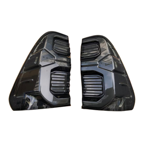 Toyota Hilux Pickup 2016 2020 GR Smoke/Red LED baglygter baglygter 