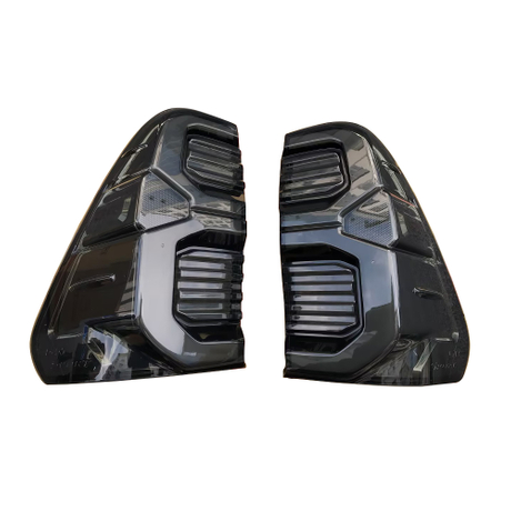 Toyota Hilux RAPINA 2016 2020 GR Smoke/Red DUXERIT Tail Lucerna Audi Lux 