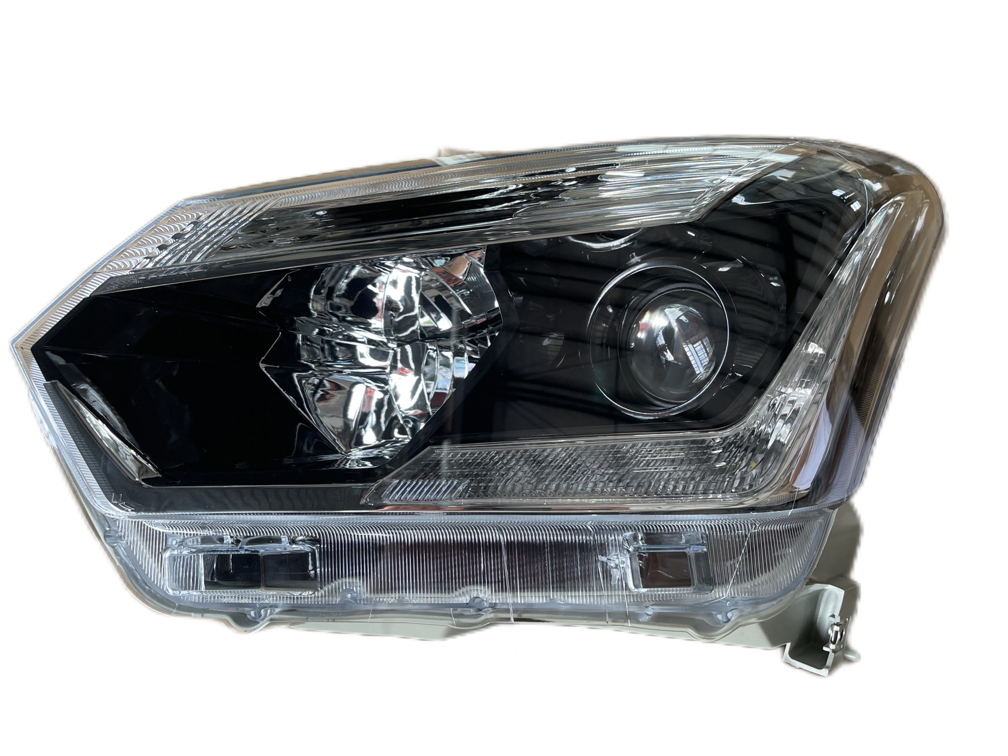Isuzu Dmax 2018 ajovalot (huippuluokan ajoneuvo) OEM-tyyli