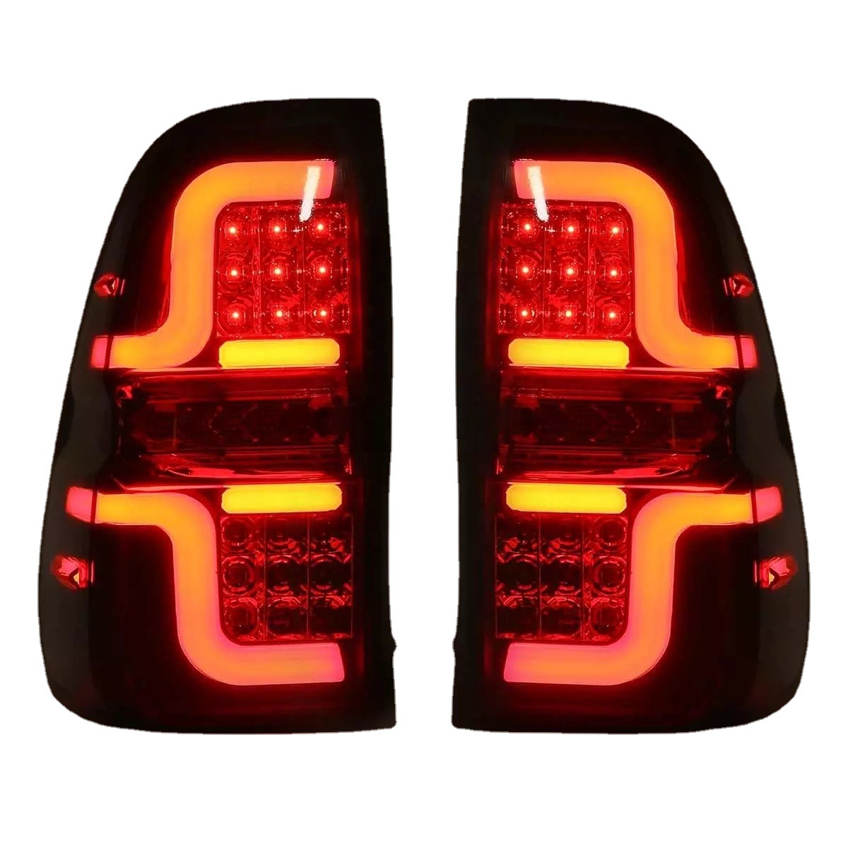 Pengubahsuaian Lampu Belakang untuk Toyota Hilux Revo 2016