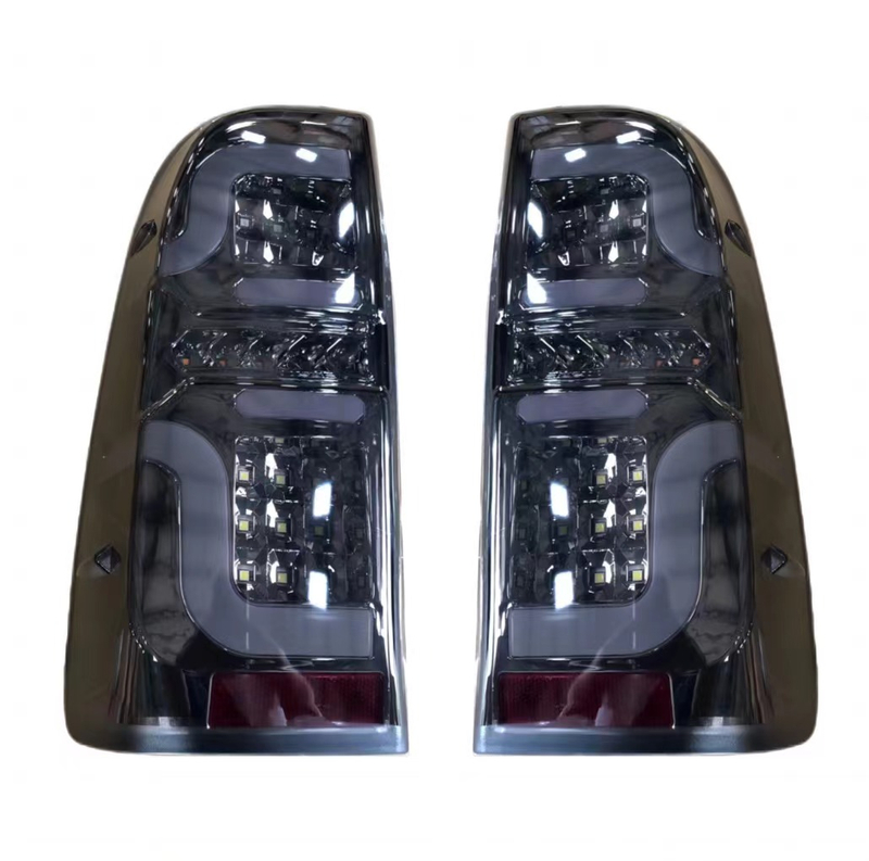 Toyota Hilux Vigo / Vigo Champ 12-15 / Lampu Belakang Full LED dengan Desain Light Bar 
