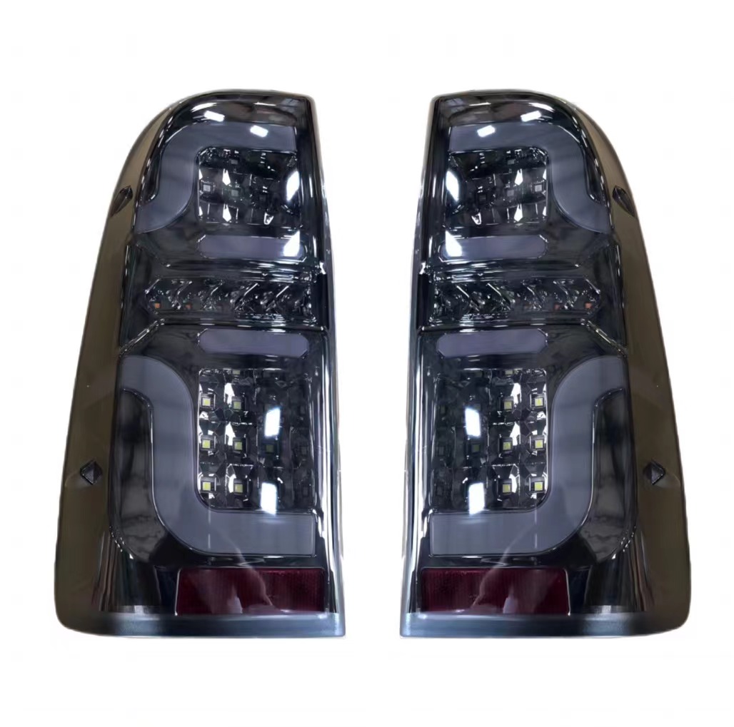 Toyota Hilux Vigo / Vigo Champ 12-15 / Lampu Belakang Full LED dengan Desain Light Bar 