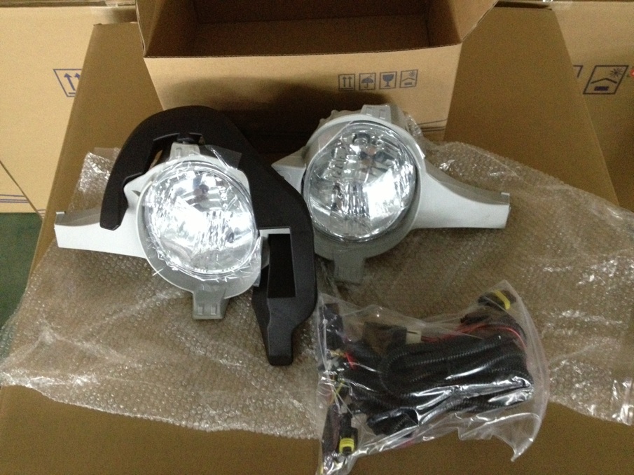 Lampu Kabus Toyota Hilux Vigo 2015