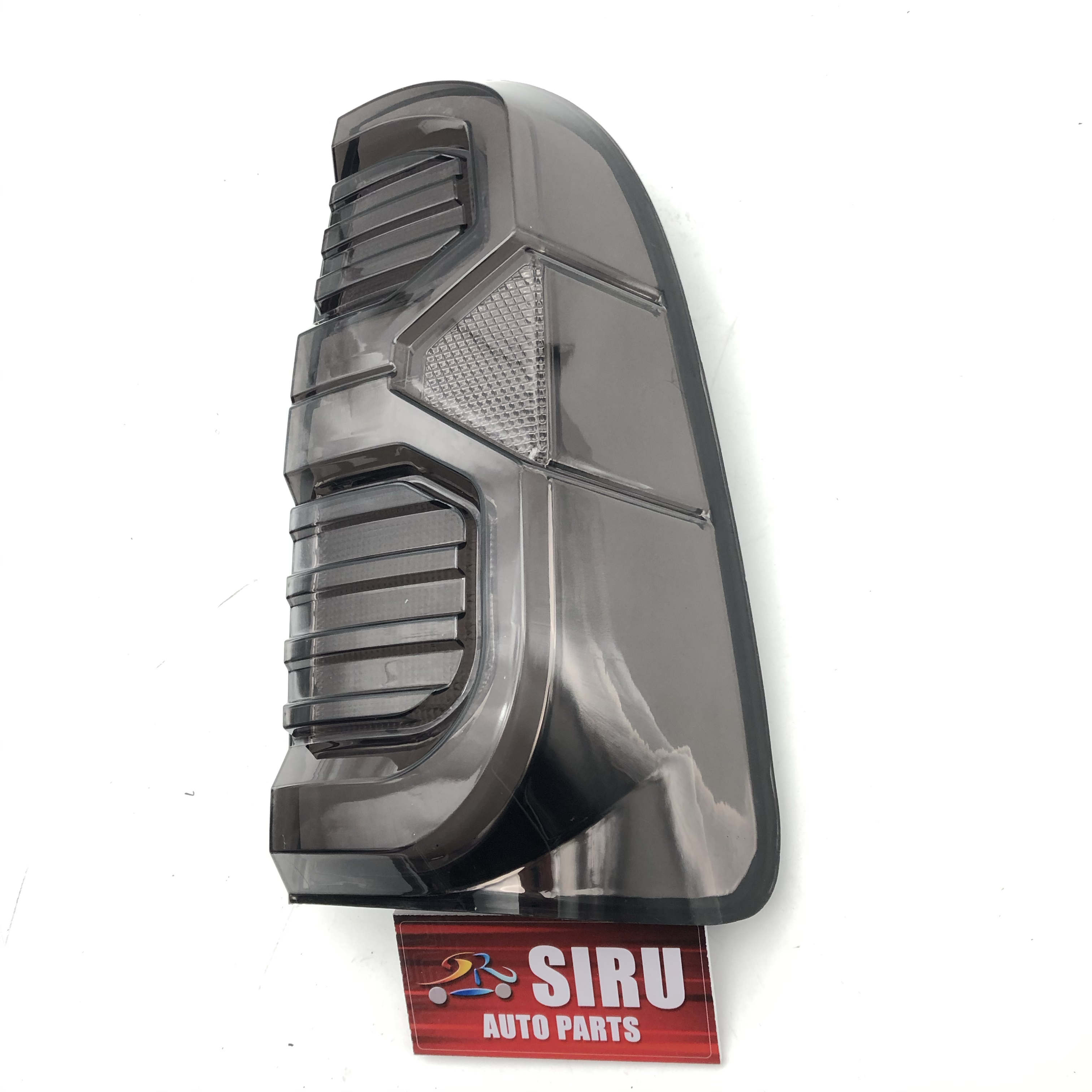 Luci posteriori stile Hilux 2020 per Toyota Hilux Vigo 2012-2015