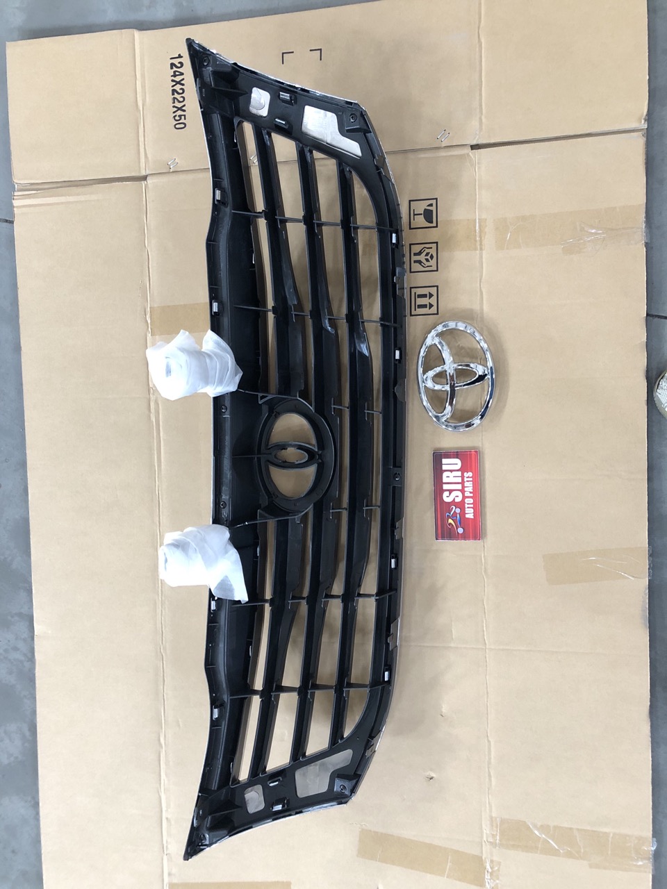 Toyota Hilux Vigo 2012 OEM Yarım Krom Izgara 
