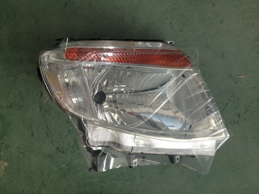 លក់ដុំចង្កៀងមុខ Ford Ranger 2012 - រោងចក្រផ្គត់ផ្គង់ដោយផ្ទាល់សម្រាប់តម្រូវការច្រើន