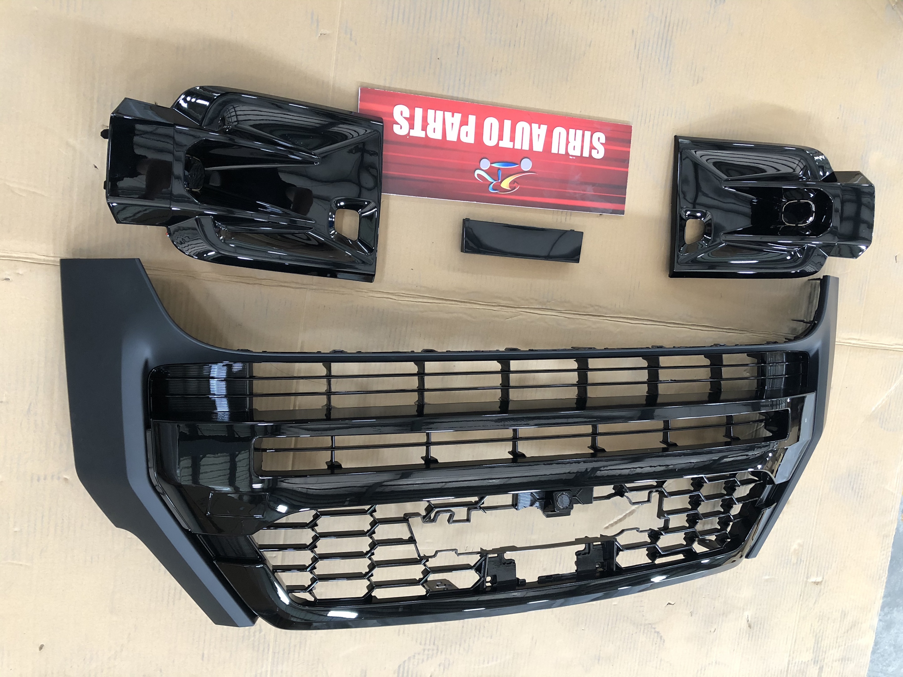 Toyota Hilux 2020-2023 Sửa đổi lưới tản nhiệt GR