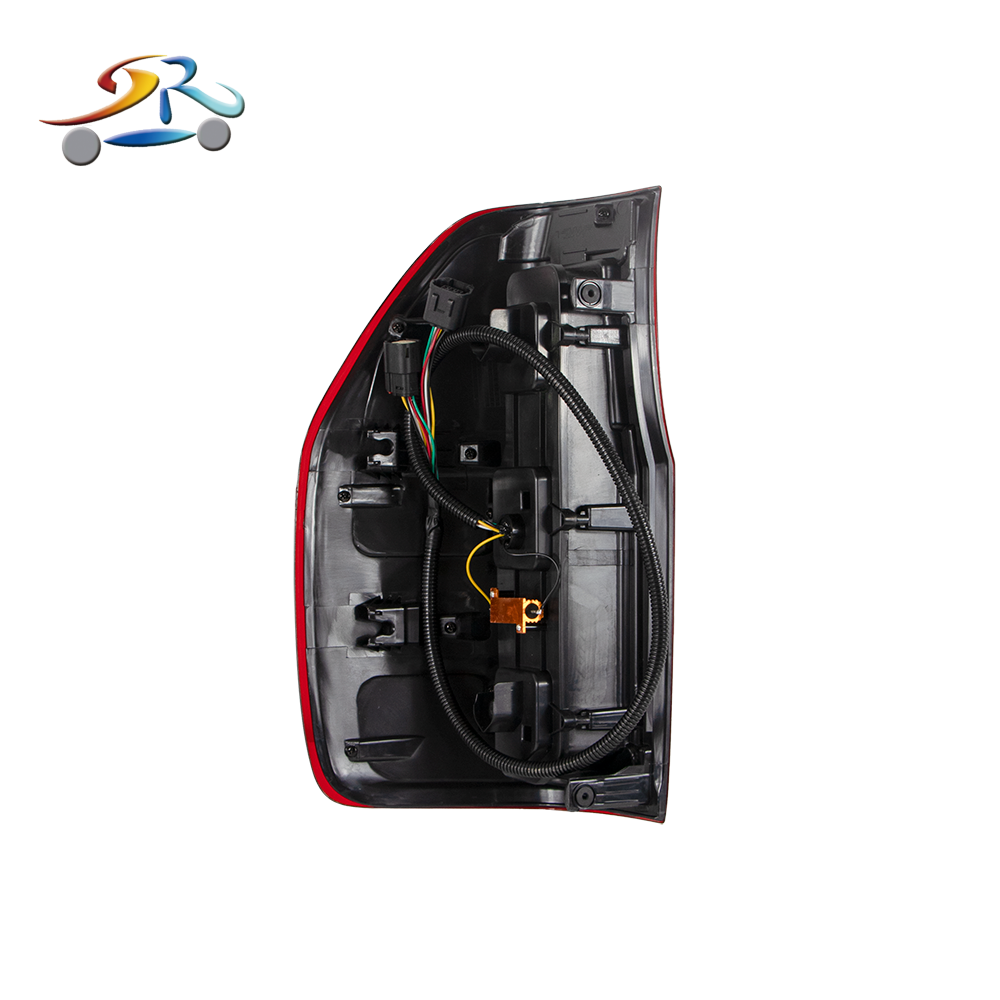 Os acess&oacute;rios do carro da f&aacute;brica conduziram a l&acirc;mpada para luzes traseiras do farol alto 2012-2021 da guarda florestal T6 T7 T8