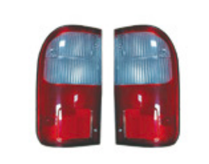 Lumina caudae pro Toyota Hilux Vigo 2001